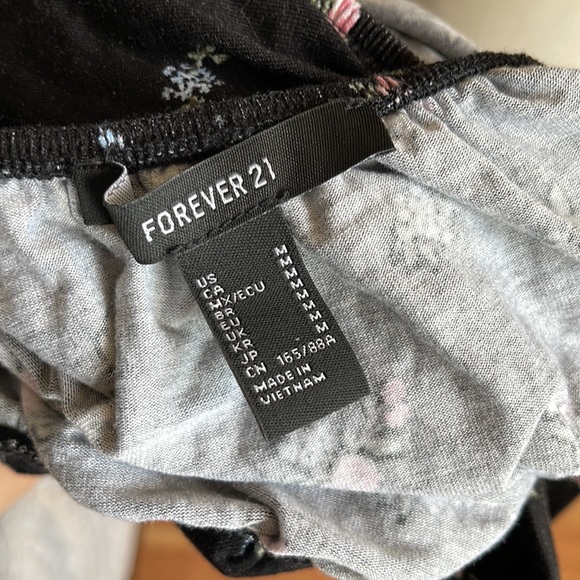 Forever 21 Floral Print Crop Top - Picture 9 of 9